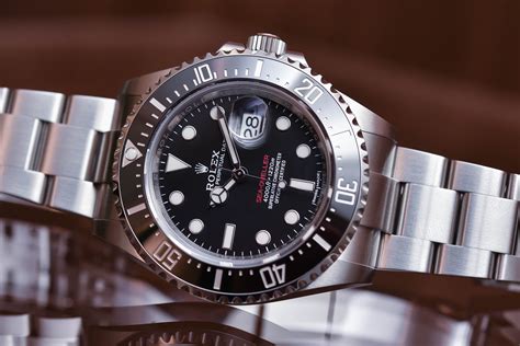 rolex sea dweller red lug width|rolex sea dweller 126600.